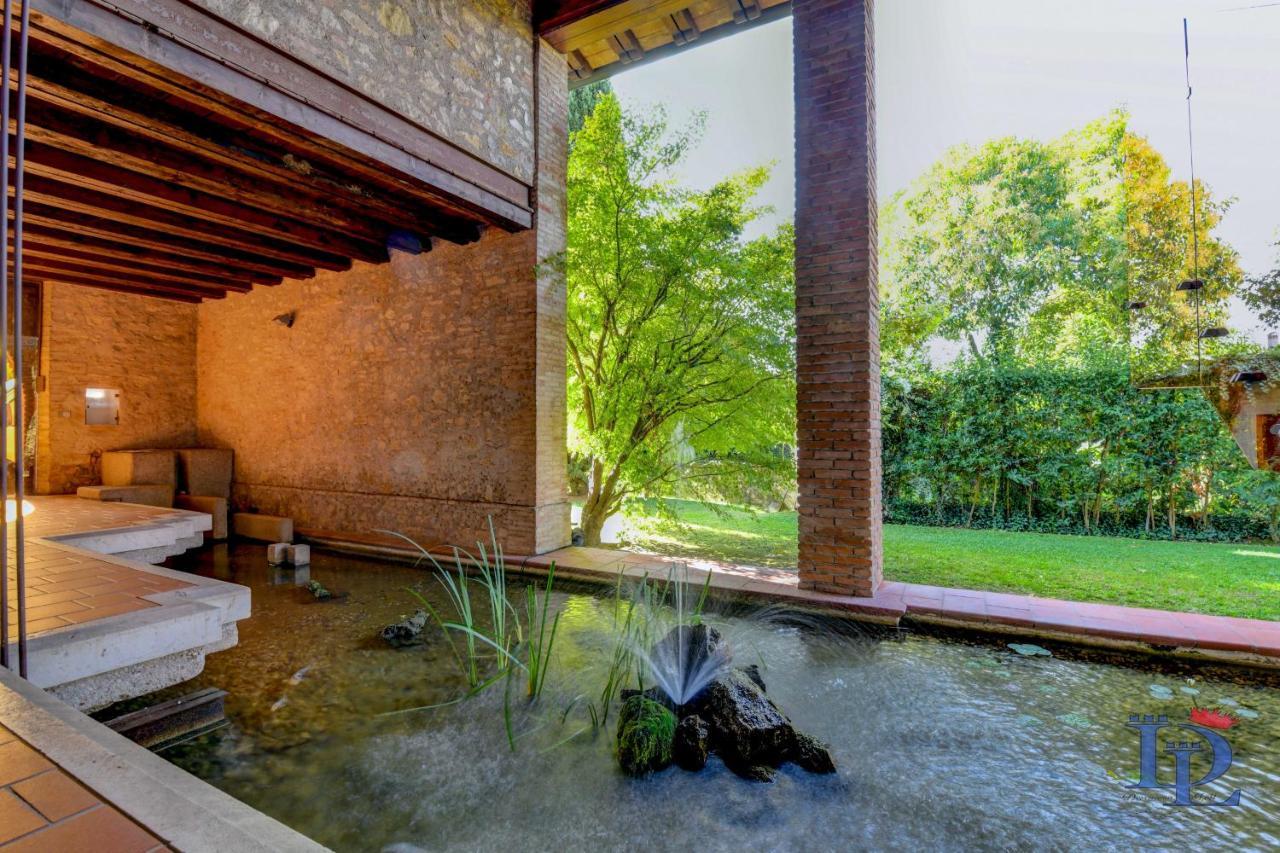 Desenzanoloft Official Partner Marriott Homes & Villas - Swarovski Family Apartment With Pool Desenzano del Garda Exterior photo