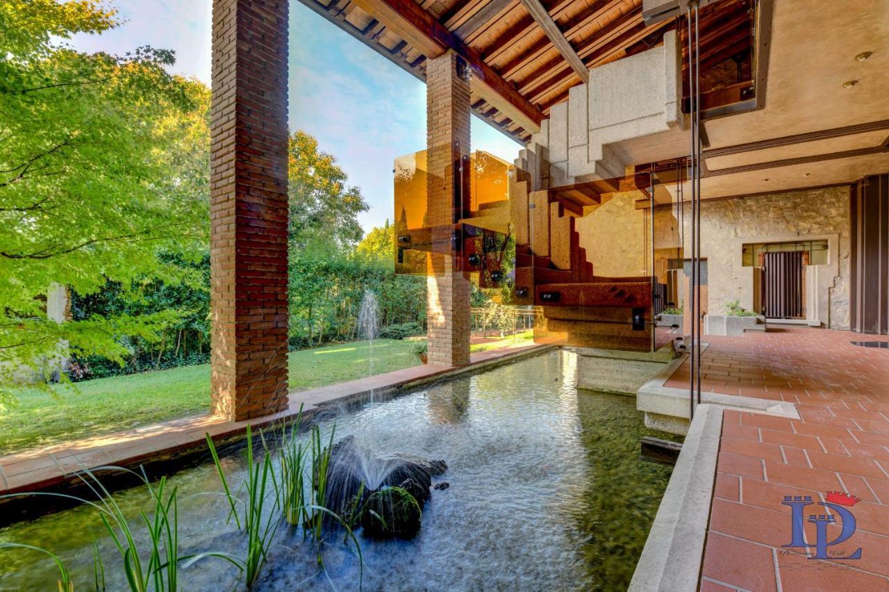 Desenzanoloft Official Partner Marriott Homes & Villas - Swarovski Family Apartment With Pool Desenzano del Garda Exterior photo